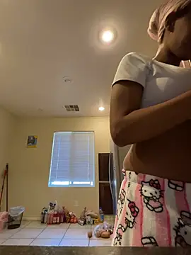 Cum2Charm online show from February 19, 4:22 pm