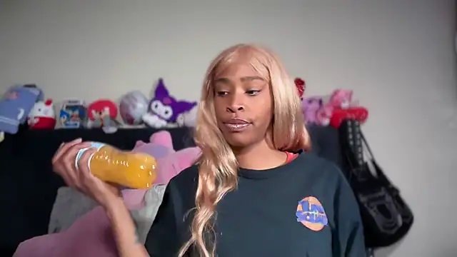 Cum2Charm online show from February 21, 9:22 am