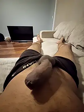 YourPersonall online show from March 27, 2:09 am