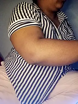 PRETTY-MI online show from July 24, 7:32 pm