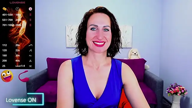 Nia Smithh online show from October 1, 12:09 pm