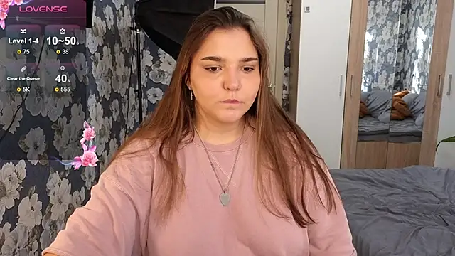  momiji  online show from February 4, 11:38 am