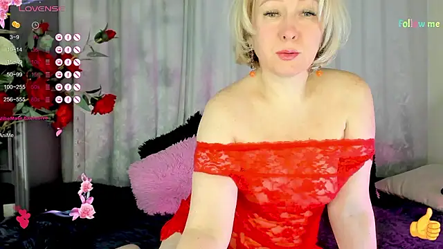 Mia Wintermood online show from February 1, 10:24 am