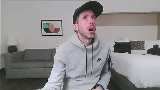 Snapshot of smokenstrokex chatting on February 4, 5:24 am smokenstrokex online show from February 4, 5:24 am