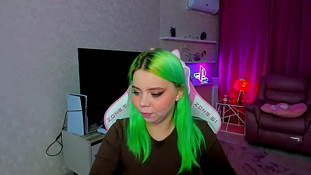 EnergyBunny 1 online show from October 16, 7:22 pm