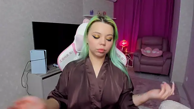 EnergyBunny 1 online show from March 10, 7:18 pm