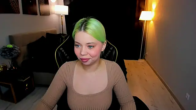 EnergyBunny 1 online show from February 20, 7:38 pm