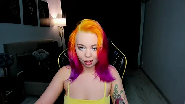 EnergyBunny 1 online show from June 2, 7:03 pm