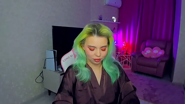 EnergyBunny 1 online show from November 12, 5:17 pm