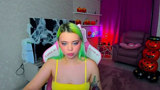 EnergyBunny 1 online show from October 30, 5:10 pm