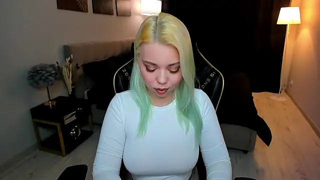 EnergyBunny 1 online show from November 28, 7:36 pm