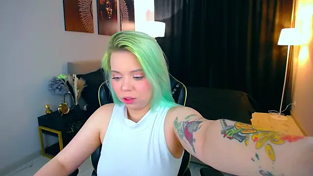 EnergyBunny 1 online show from October 6, 7:36 pm