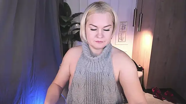 YolandaKiss online show from March 16, 8:22 pm