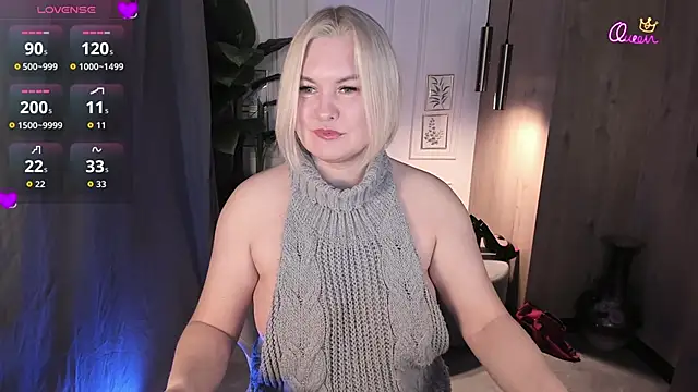 YolandaKiss online show from April 25, 8:28 pm
