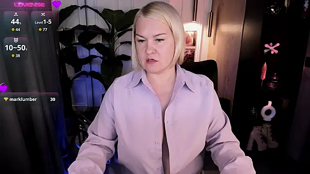 YolandaKiss online show from May 29, 8:26 pm