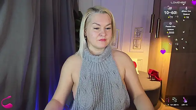 YolandaKiss online show from March 18, 8:26 pm