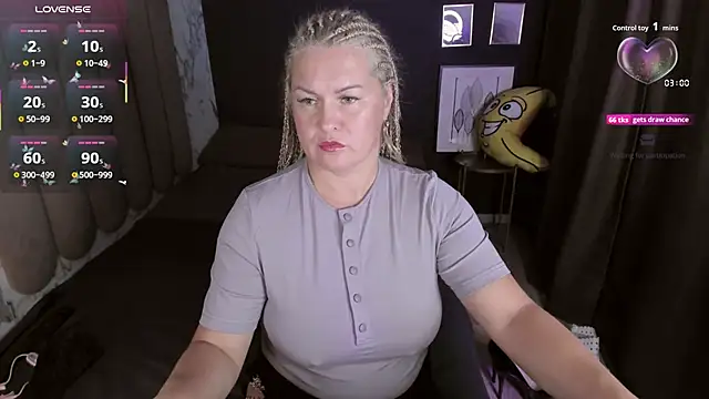 YolandaKiss online show from September 14, 8:09 pm