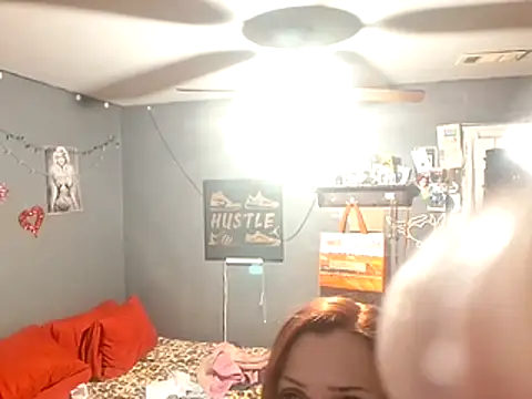 Justjennyy online show from July 16, 12:29 am