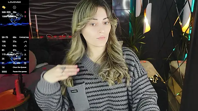 KylieMellow online show from February 20, 1:24 pm