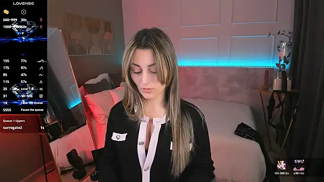 KylieMellow online show from March 28, 5:30 am