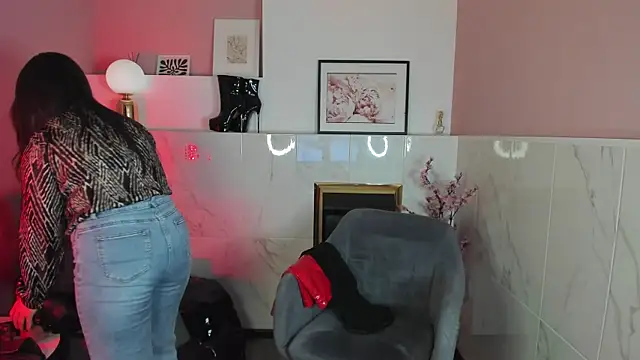 KylieMellow online show from October 15, 1:41 pm