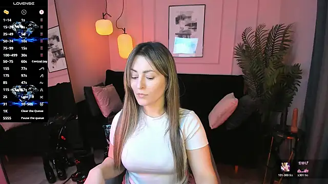 KylieMellow online show from April 3, 1:28 pm