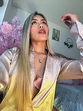 Snapshot of steewart_ chatting on December 14, 3:57 am steewart online show from December 14, 3:57 am