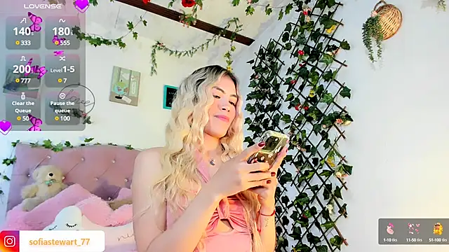 Snapshot of steewart_ chatting on February 7, 1:47 am steewart online show from February 7, 1:47 am