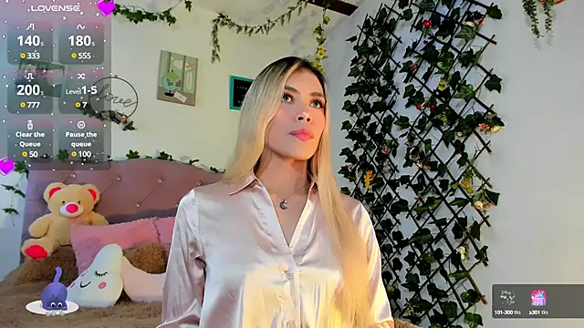 Snapshot of steewart_ chatting on March 15, 3:51 am steewart online show from March 15, 3:51 am