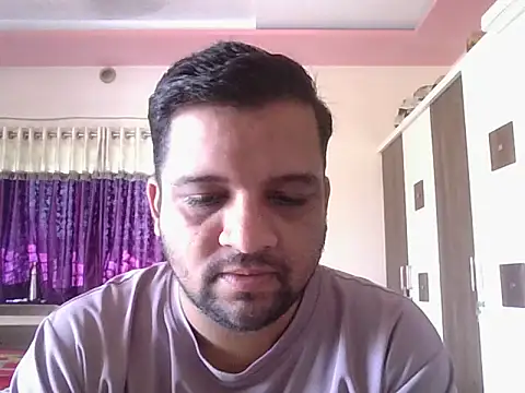 Snapshot of dhruv_love chatting on September 10, 4:11 am dhruv love online show from September 10, 4:11 am