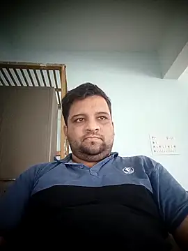 Snapshot of dhruv_love chatting on May 5, 5:32 am dhruv love online show from May 5, 5:32 am