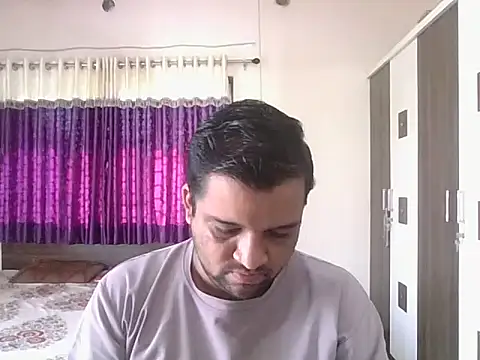 Snapshot of dhruv_love chatting on October 13, 3:41 am dhruv love online show from October 13, 3:41 am