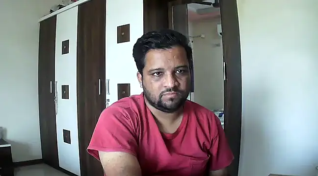 Snapshot of dhruv_love chatting on December 2, 9:09 am dhruv love online show from December 2, 9:09 am