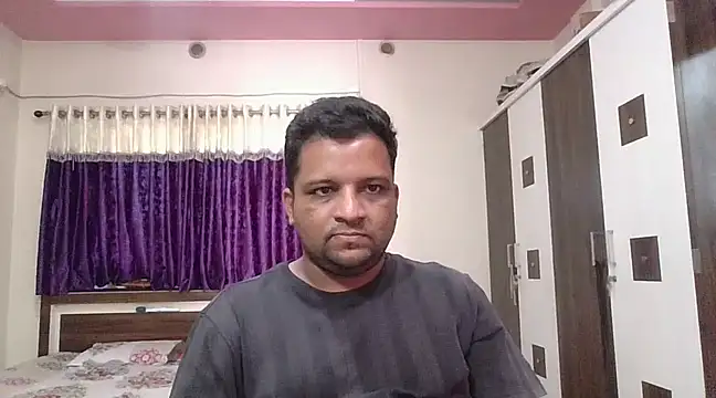 Snapshot of dhruv_love chatting on March 17, 7:46 am dhruv love online show from March 17, 7:46 am