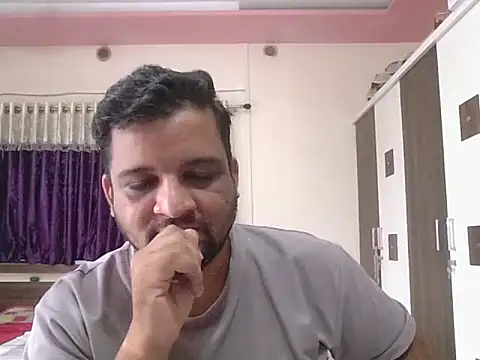 Snapshot of dhruv_love chatting on September 12, 4:56 am dhruv love online show from September 12, 4:56 am