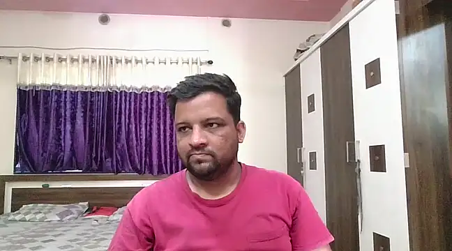 Snapshot of dhruv_love chatting on February 24, 7:55 am dhruv love online show from February 24, 7:55 am