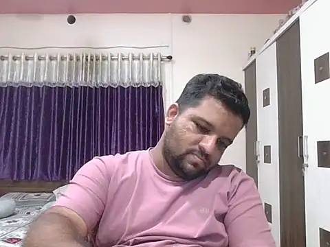 Snapshot of dhruv_love chatting on June 17, 1:54 pm dhruv love online show from June 17, 1:54 pm
