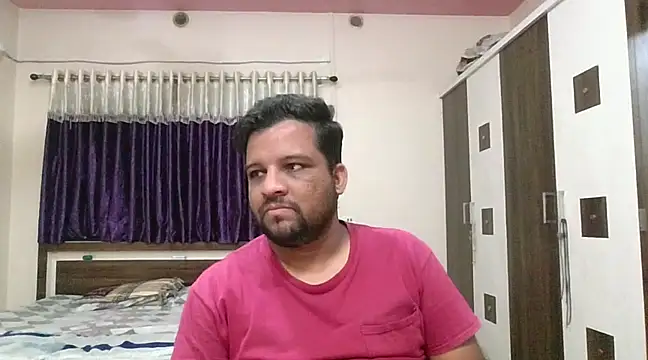 Snapshot of dhruv_love chatting on February 5, 5:09 pm dhruv love online show from February 5, 5:09 pm