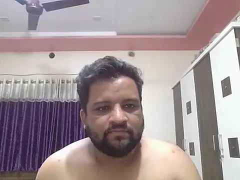 Snapshot of dhruv_love chatting on May 29, 7:20 pm dhruv love online show from May 29, 7:20 pm