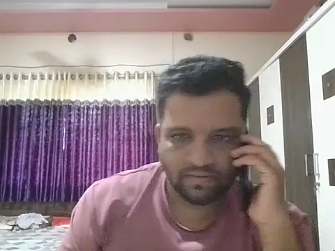 Snapshot of dhruv_love chatting on October 25, 10:03 am dhruv love online show from October 25, 10:03 am