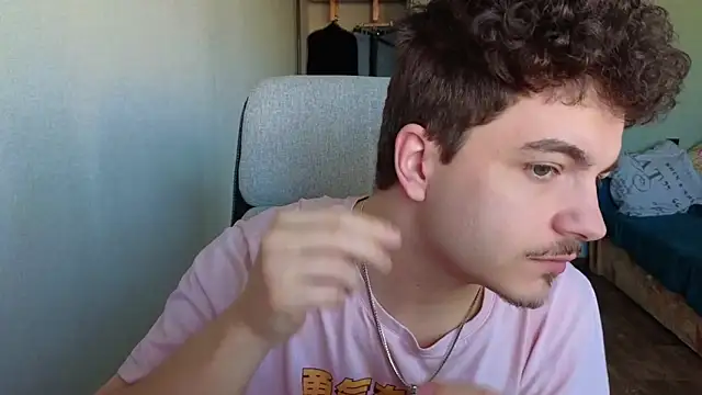 Remy Miles online show from April 5, 4:19 am