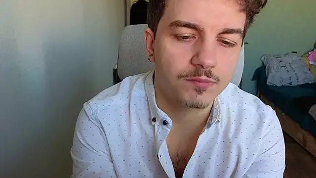 Remy Miles online show from March 26, 5:39 am