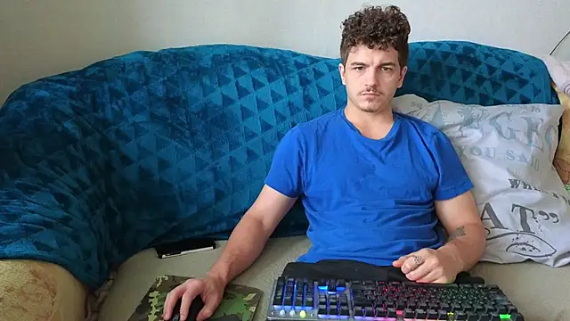 Remy Miles online show from September 29, 6:20 am