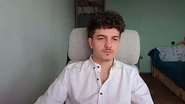 Remy Miles online show from February 7, 7:49 am