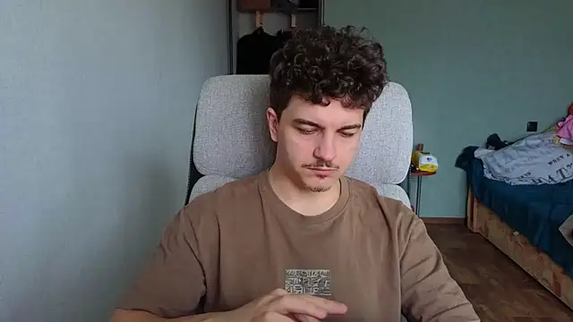 Remy Miles online show from March 24, 5:51 am