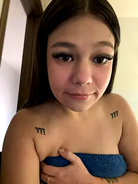 Alyshanon18 online show from September 24, 10:38 pm