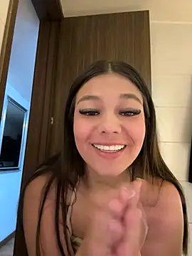 Alyshanon18 online show from January 11, 12:06 am