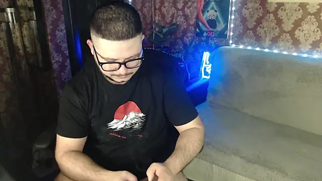 Snapshot of thor_master chatting on October 2, 12:25 am thor master online show from October 2, 12:25 am