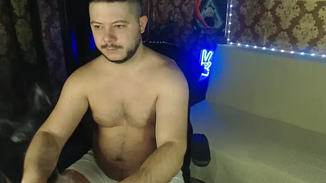 Snapshot of thor_master chatting on September 15, 1:28 am thor master online show from September 15, 1:28 am