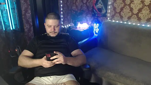 Snapshot of thor_master chatting on October 18, 11:12 am thor master online show from October 18, 11:12 am